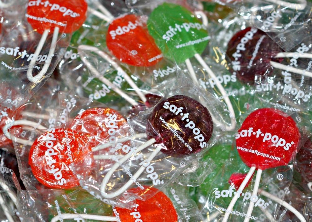 Saf-T-Pops 'Have a Safe Day' -1.43 LB • Lollipops & Suckers • Bulk Candy •  Oh! Nuts®