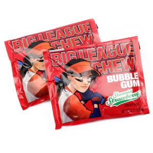 Big League Chew Slammin' Strawberry- Softball 12  Pack